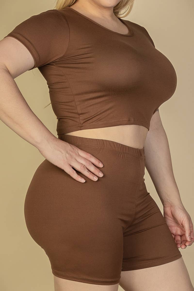 Kelsie Curvy/Plus Short Sleeve Crop Top & Biker Shorts Set