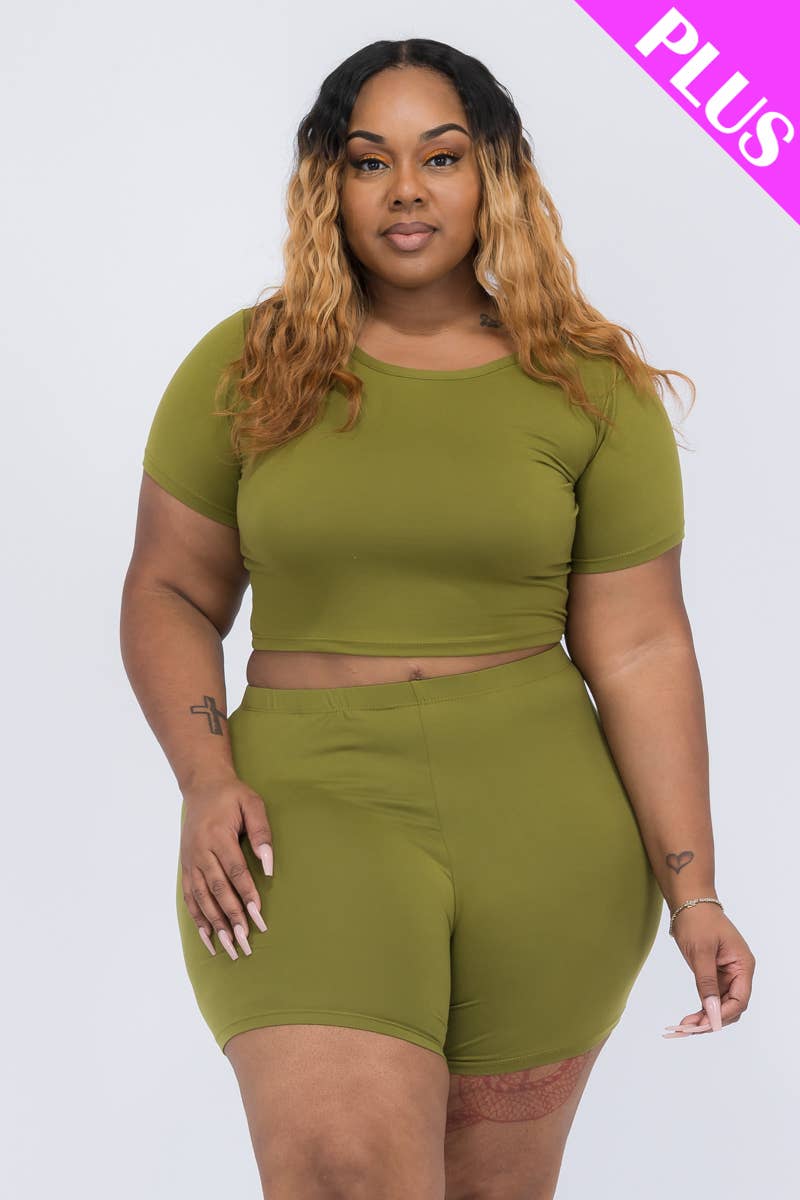 Kelsie Curvy/Plus Short Sleeve Crop Top & Biker Shorts Set