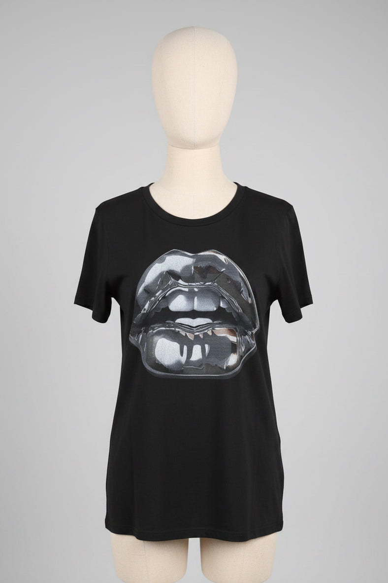 Jali Black w/Silver Lip T-shirt