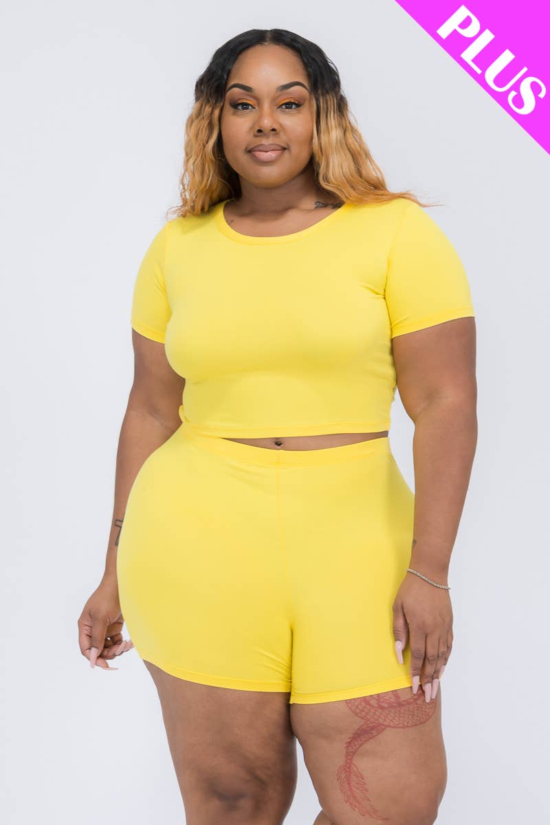 Kelsie Curvy/Plus Short Sleeve Crop Top & Biker Shorts Set