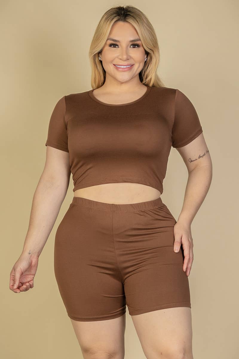 Kelsie Curvy/Plus Short Sleeve Crop Top & Biker Shorts Set