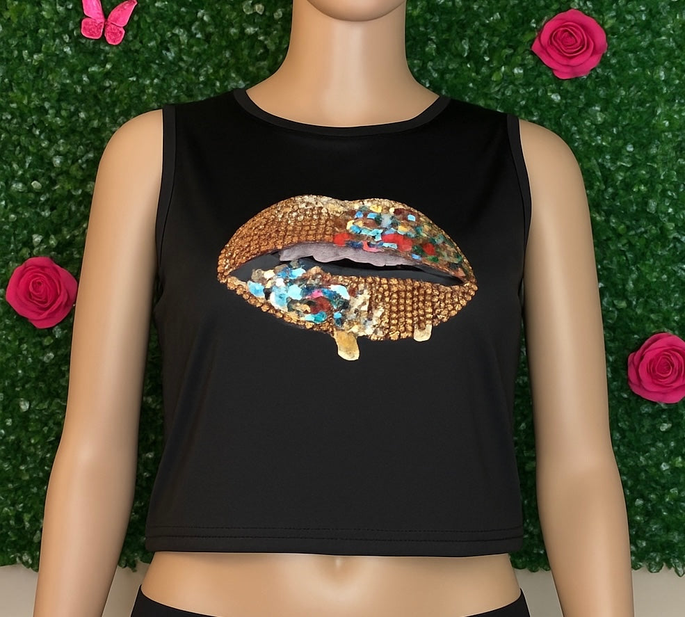 Top Corto Sin Mangas Tabatha Negro con Ribete Dorado